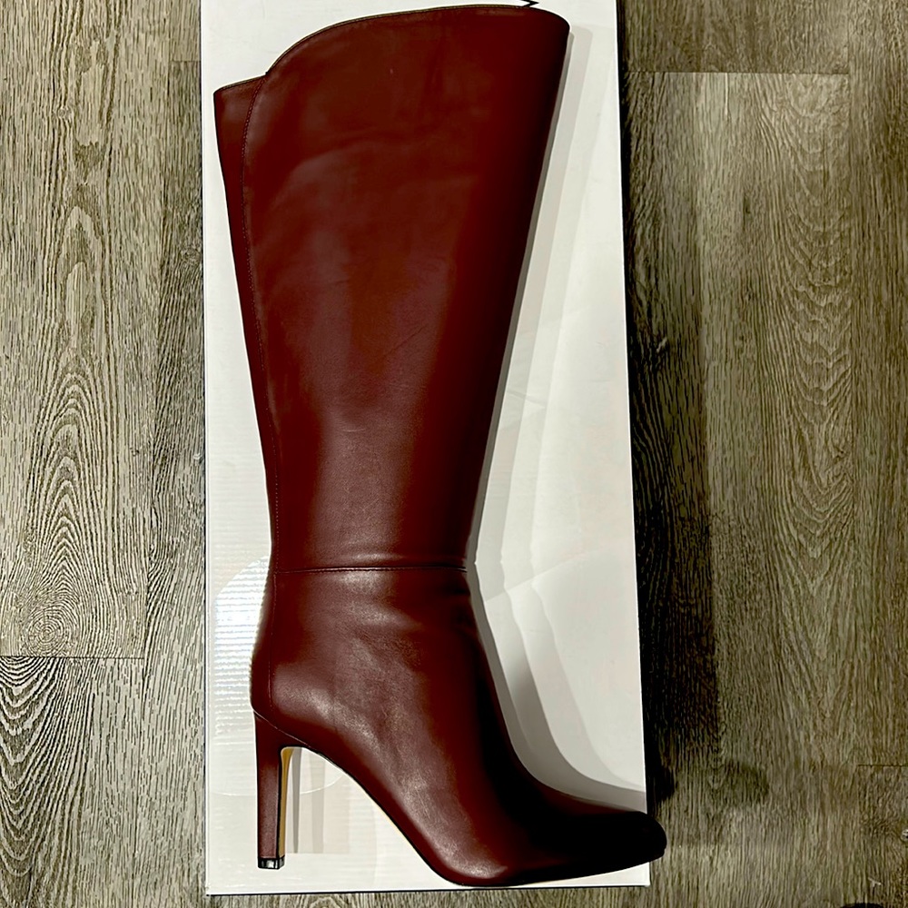 NWT WIDE CALF Wine leather knee boot 3” heel with stretch goring